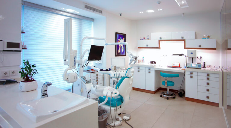 Rynek stomatologiczny odbił po pandemii. W nadchodzących latach czeka go szybki rozwój